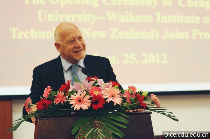 2012成都大学-新西兰合作办学开学典礼3.jpg